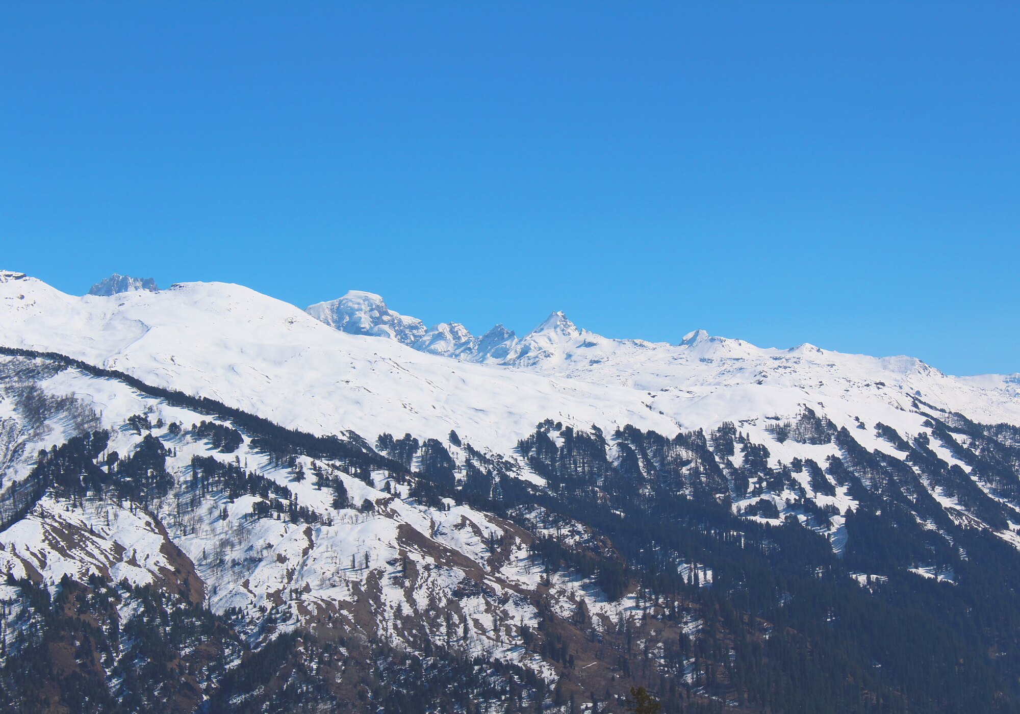 Manali snow peaks    