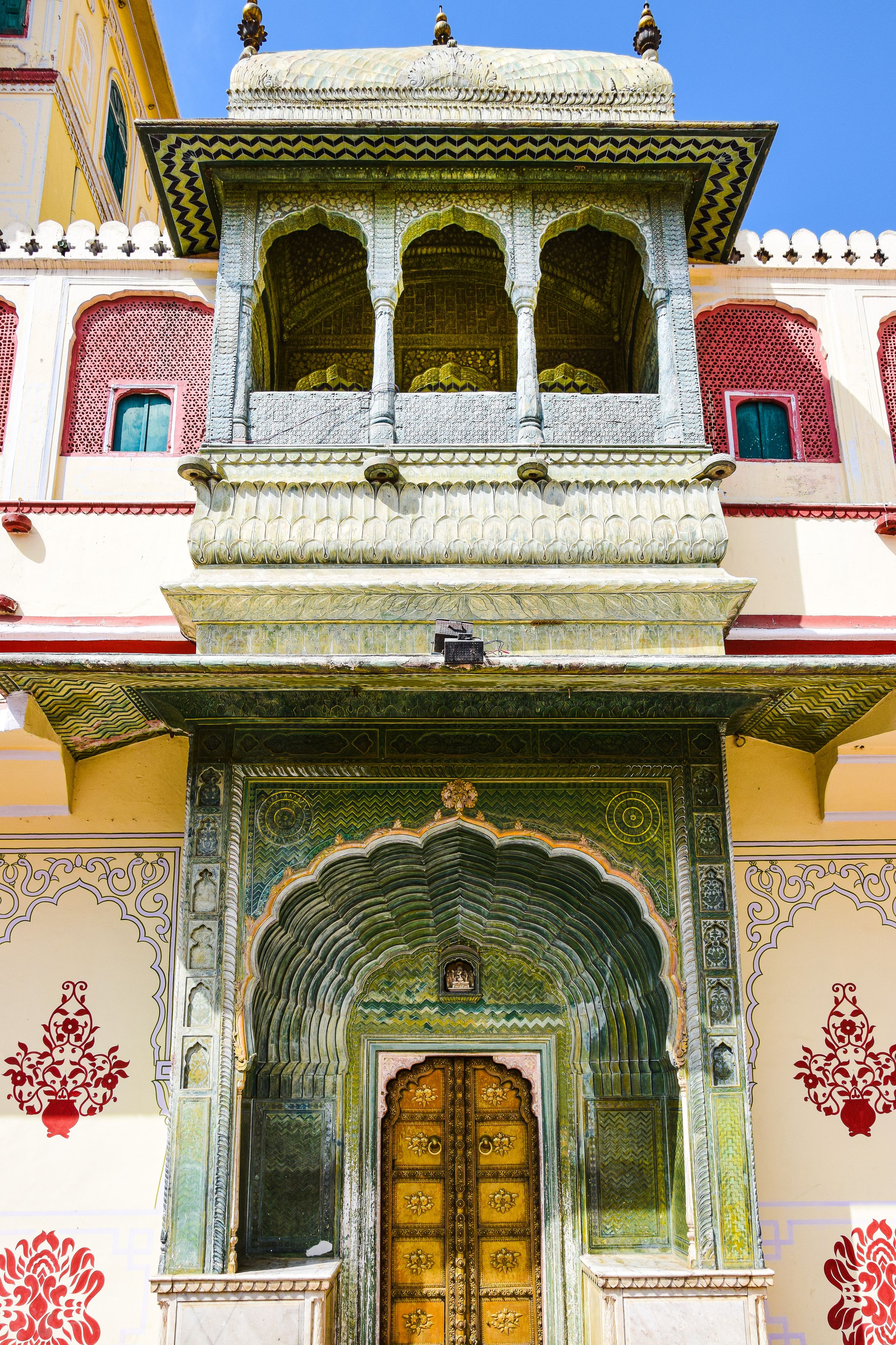 Sunlit Rajasthan architecture on a private India journey