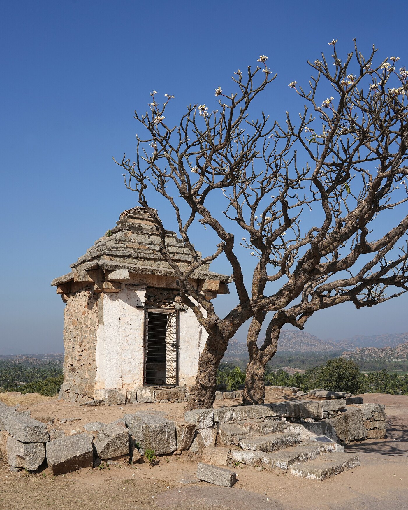Hemakuta Hill