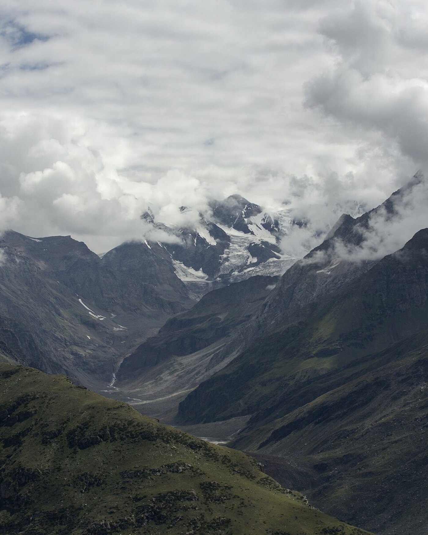 Rohtang Pass in Manali   