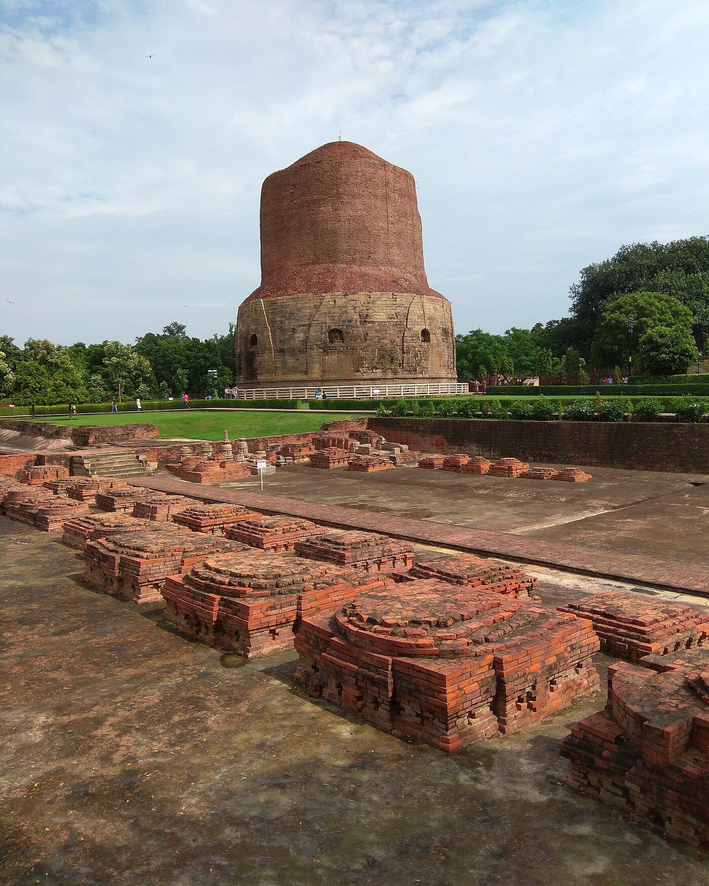 Sarnath Stupa in Varanasi      