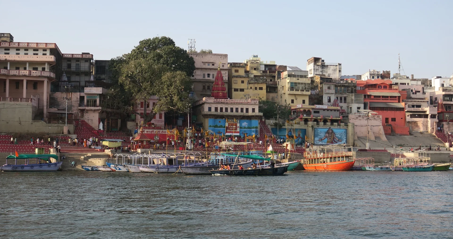 Evening Ganga Aarti at Varanasi Ghats