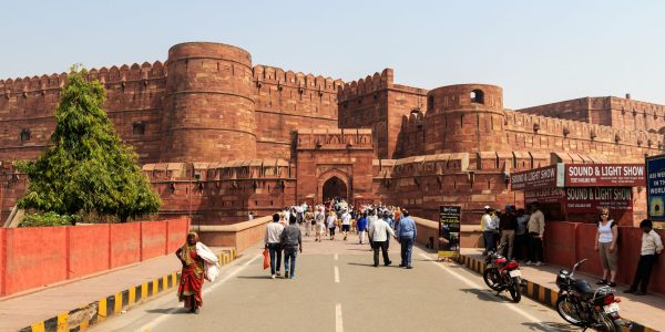 Agra-Fort-best-travel-agency-for-Agra-India-trip-with-car-and-driver