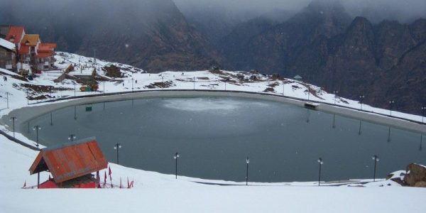 Artificial-Lake-best-travel-agency-for-Auli-India-trip-with-car-and-driver
