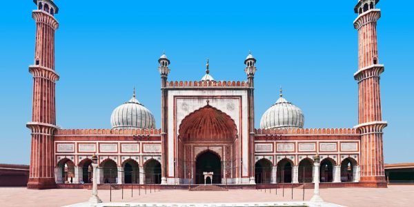 Jama-Masjid-best-travel-agency-for-Agra-India-trip-with-car-and-driver