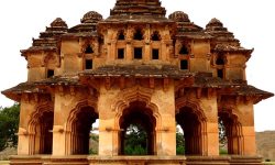 Lotus-Mahal-best-travel-agency-for-Hampi-India-trip-with-car-and-driver