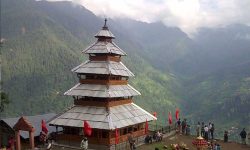 Manu-Temple-best-travel-agency-for-Manali-India-trip-with-car-and-driver