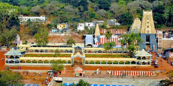 Simhachalam-best-travel-agency-for-Visakhapatnam-India-trip-with-car-and-driver