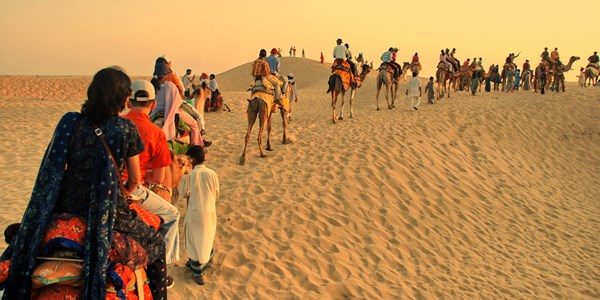 desert-safari-best-travel-agency-for-jaisalmer-India-trip-with-car-and-driver