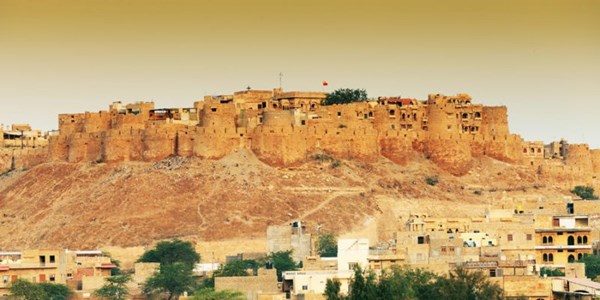 jaisalmer-fort-best-travel-agency-for-jaisalmer-India-trip-with-car-and-driver