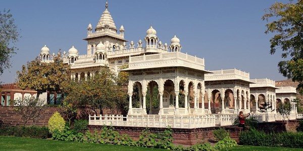 jaswant-thada-best-travel-agency-for-jodhpur-India-trip-with-car-and-driver
