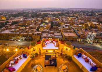 rent-a-private-car-with-driver-for-sightseeing-in-Jaisalmer-7
