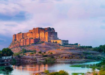 rent-a-private-car-with-driver-for-sightseeing-in-jodhpur-3